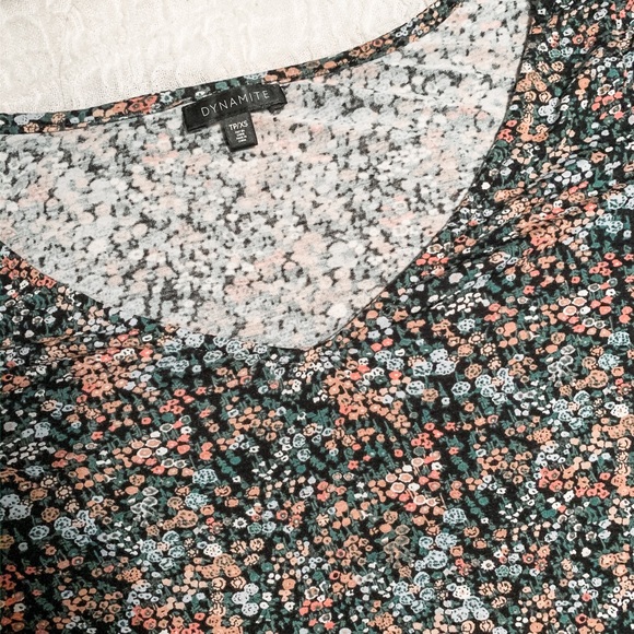 Dynamite flowered T-Shirt - Picture 2 of 2